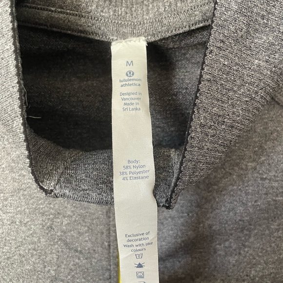 Mens Lululemon • Grey Training Jacket w/ contrast zipper • M - Picture 4 of 4